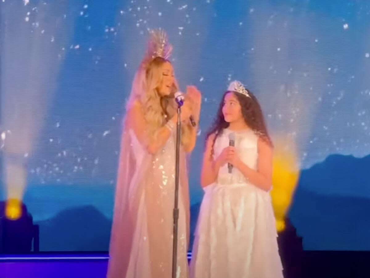 Mariah Carey Sings 'Jesus Born on This Day' With Daughter Monroe - Vimarsana News