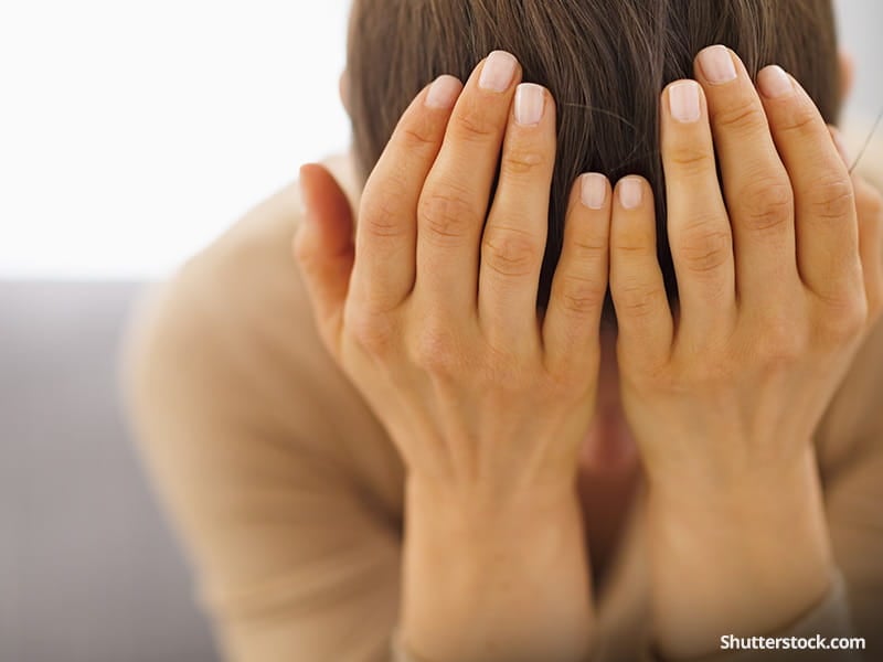 depression-woman-hands