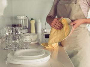 drying dishes