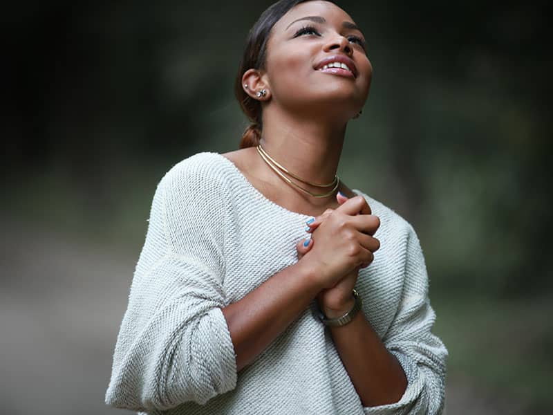 Woman praying 