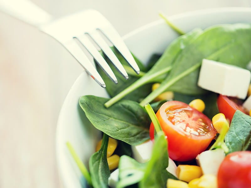 Raw Spinach Salad and Dressing - Beliefnet