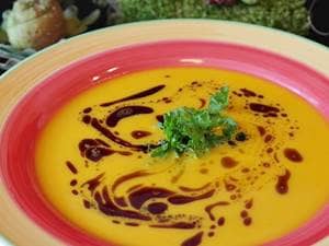 winter food pumpkin soup  