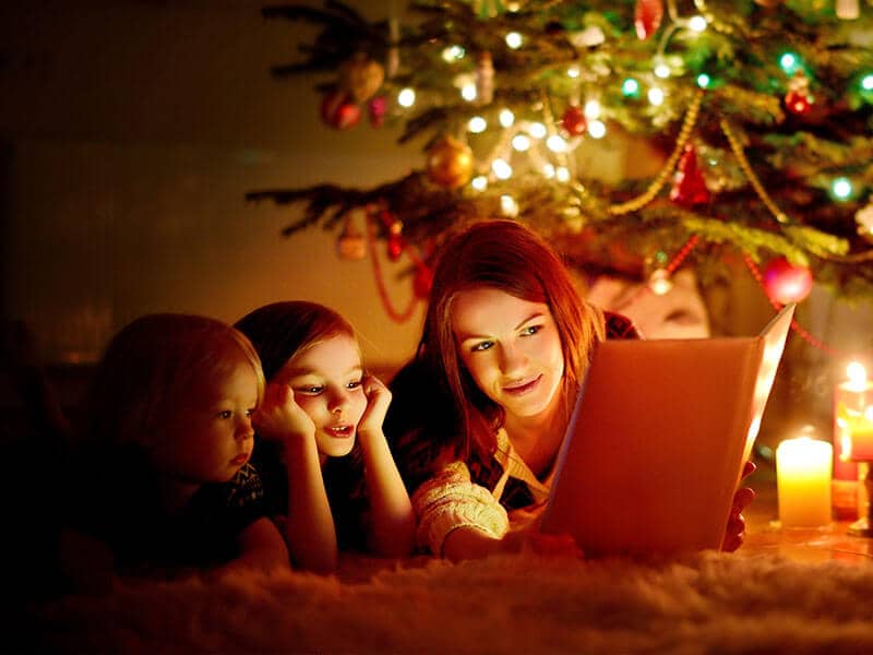Képtalálat a következőre: „reading for kids in christmas”
