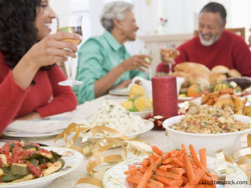 thanksgiving-family-meal