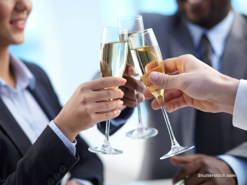 10 Tips For Making A Memorable Toast By Diane Gottsman Celebration Wedding Toasts New Year 1781