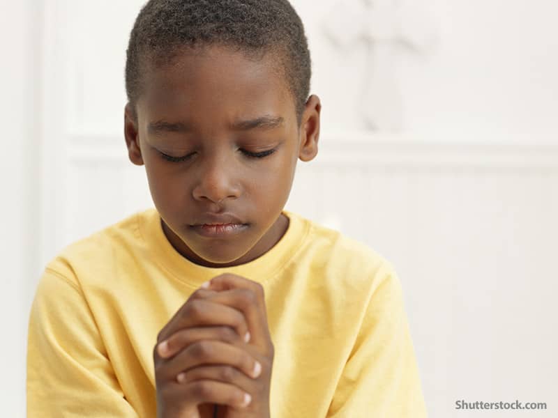 religion kid praying