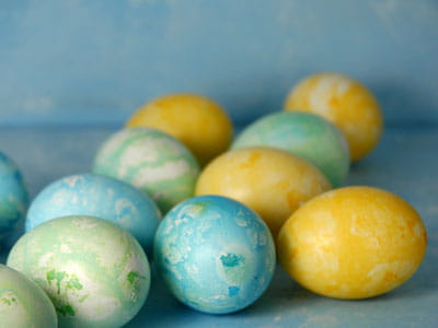 Marbled Easter eggs