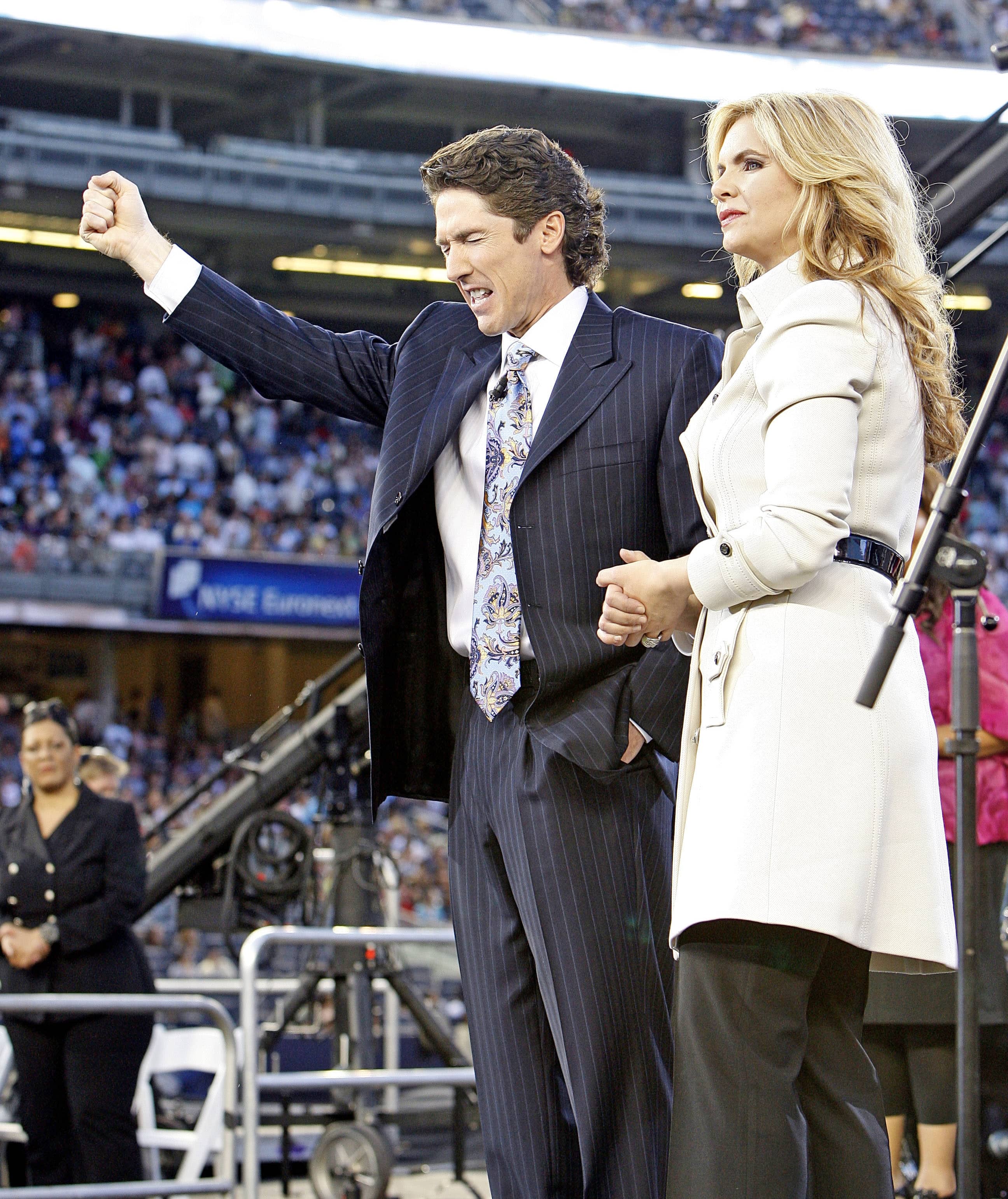 10 Quotes for Hope by Joel and Victoria Osteen - Beliefnet