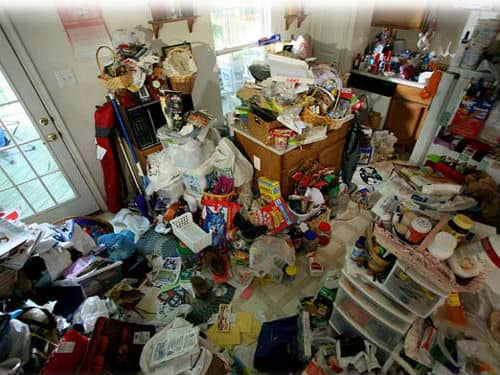 Five Signs You May Be a Hoarder By Angela Guzman l Hoarding l Mental ...