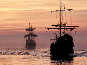 Columbus Day old-fashioned ships