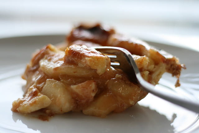 Harvest Cream Apple Pie - Beliefnet