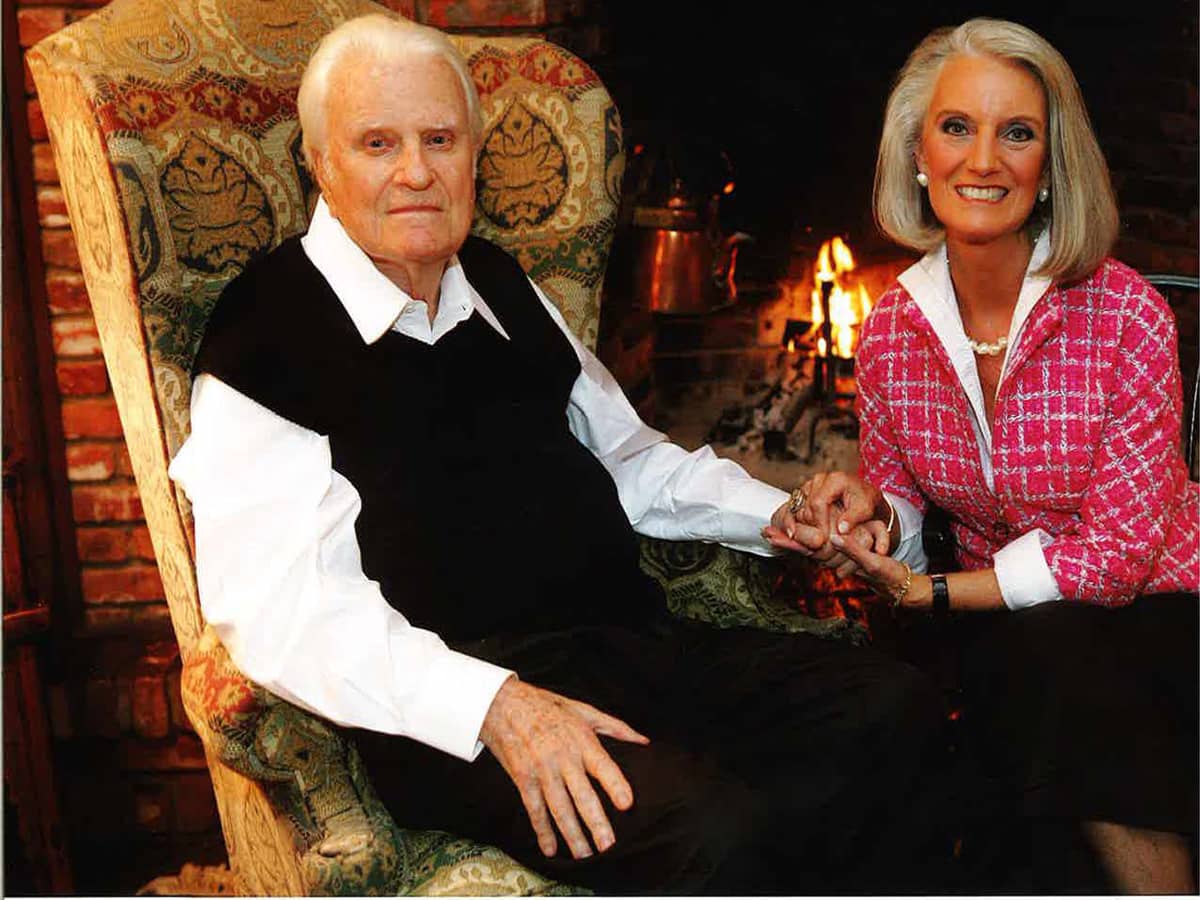 Billy Graham’s Daughter: Wounded by Christians - Beliefnet